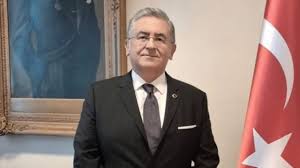 1987 Mezunu Hasan Ulusoy Londra Başkonsolosu olmuştur