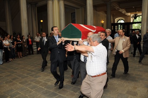 08/07/2011 - Ersan İLAL Hocamızın Cenaze Töreninden